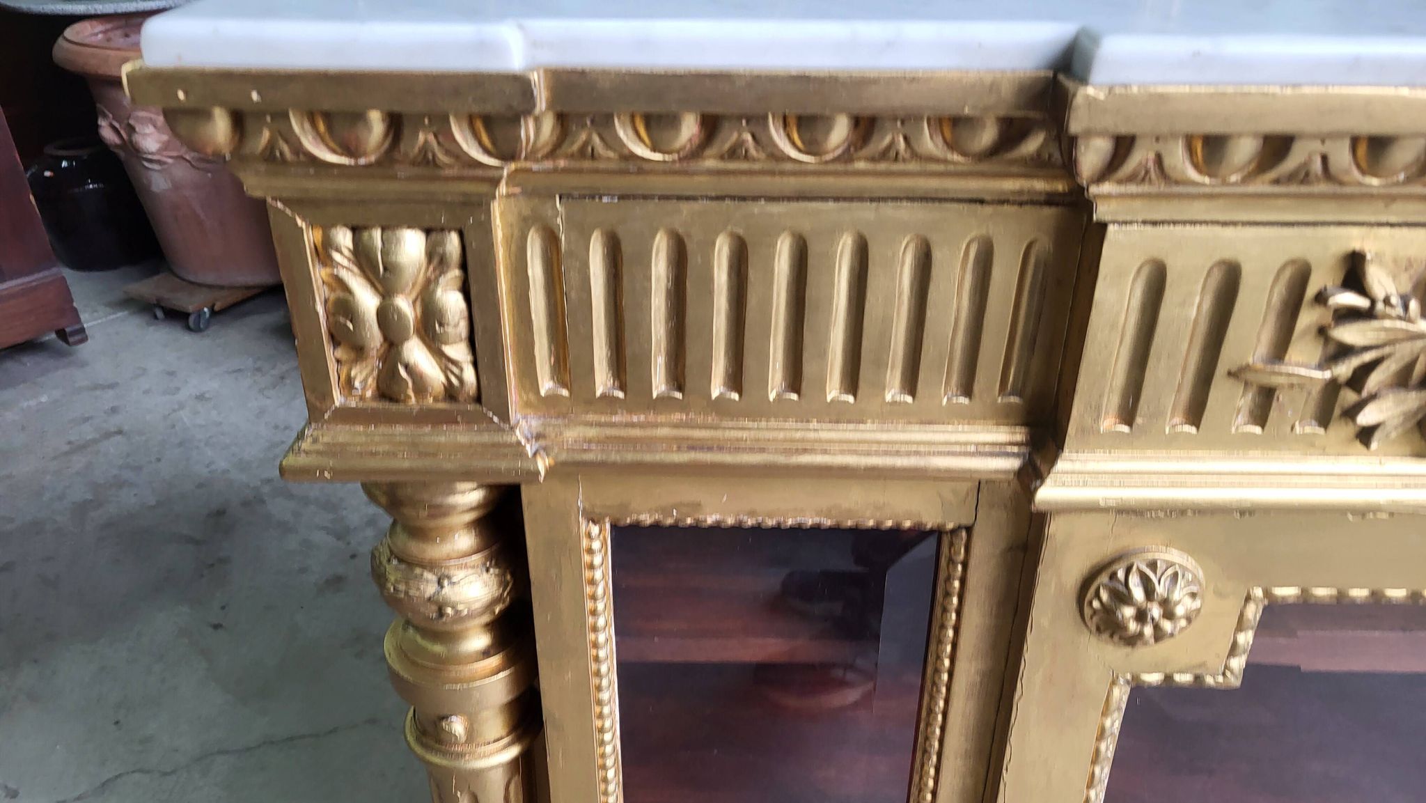 Louis xvi display cabinet in gilded wood