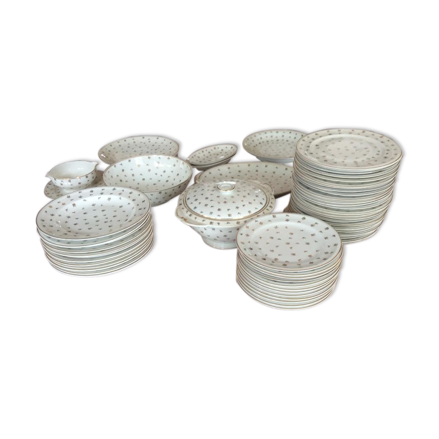 Service de table 54 pièces porcelaine de Limoges
