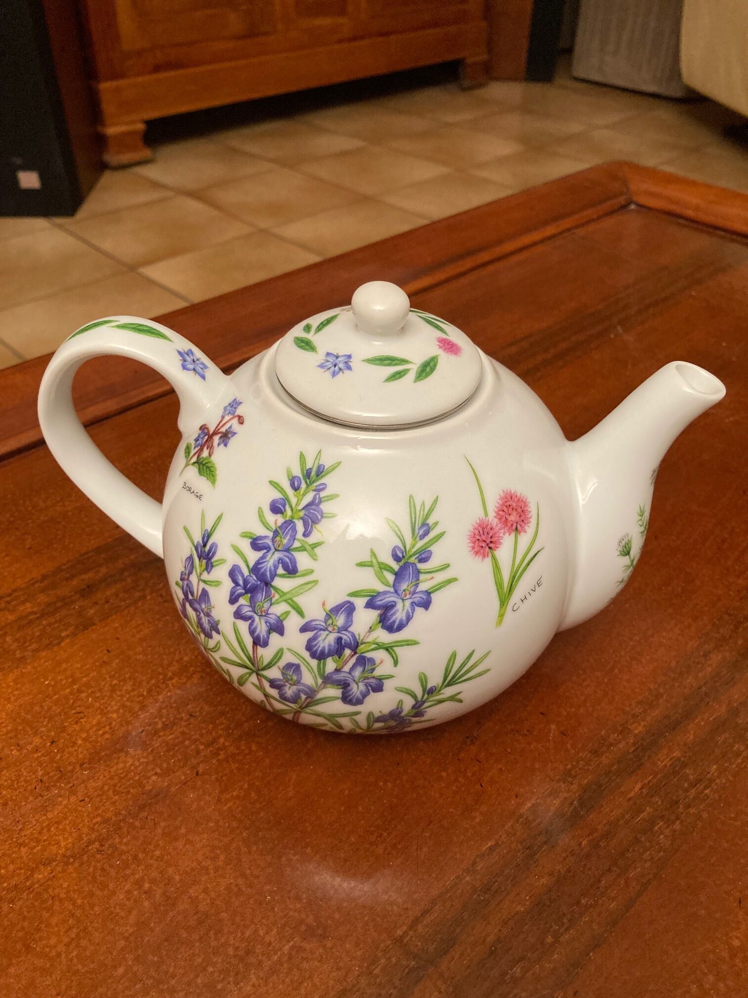 Théière au décor fleuri, 1000ml, passoire intégrée