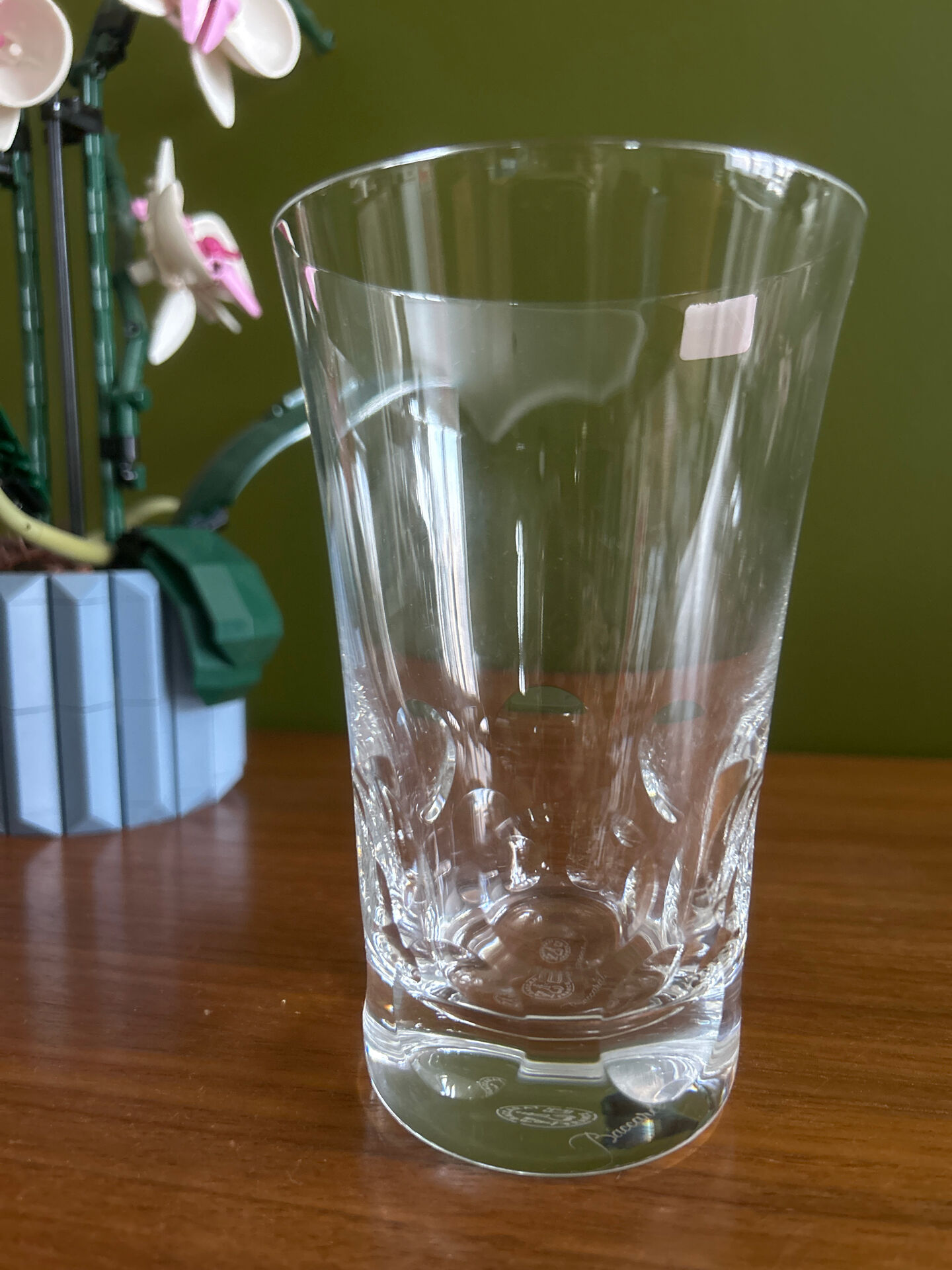 Baccarat crystal Beluga glass