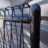 Duo of black armchairs "grilling" metal