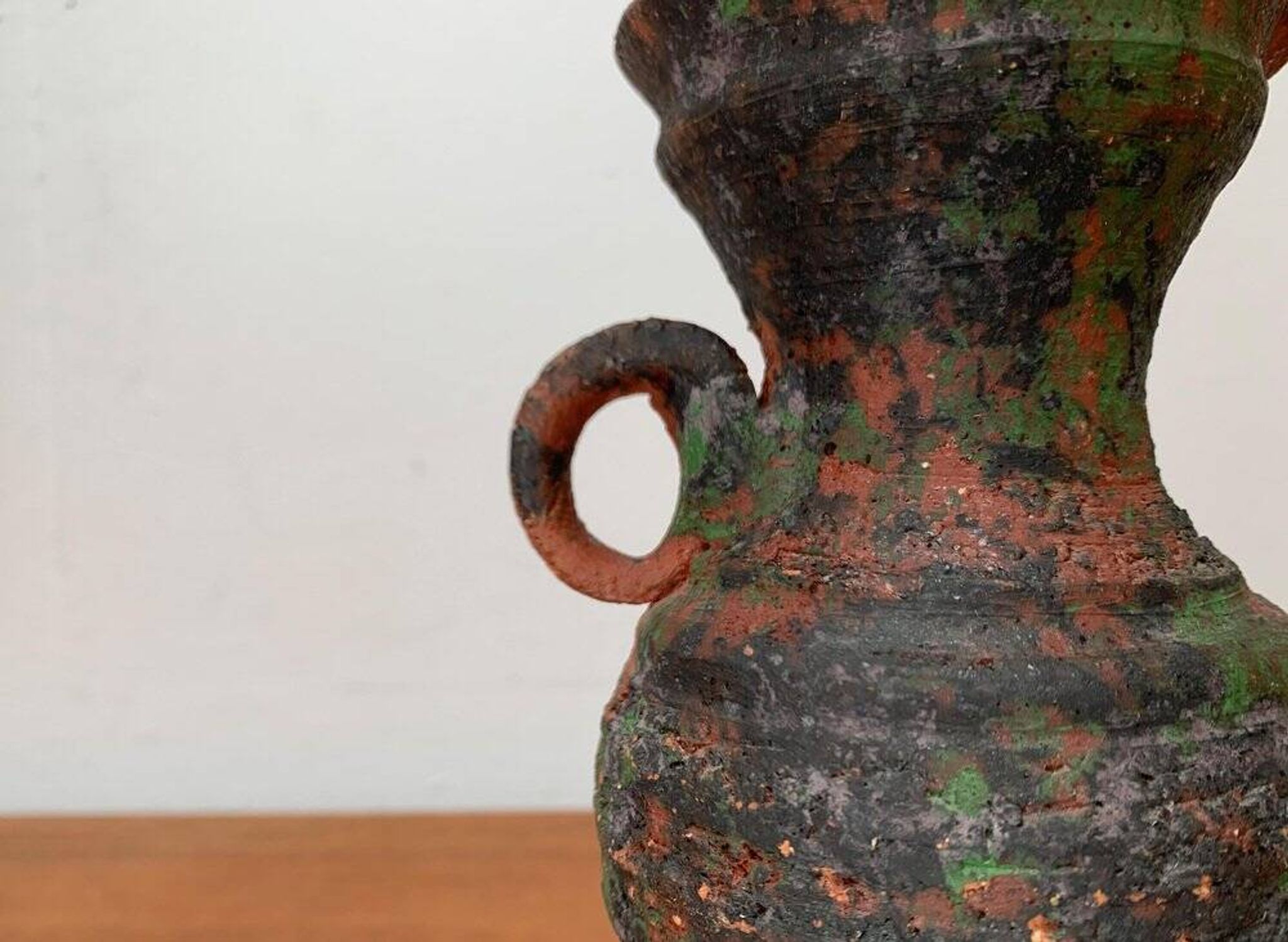 German brutalist carafe vase from the mid-century in the style of Gerhard Liebenthron, 1960s.
