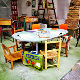 Kindergarten activity table