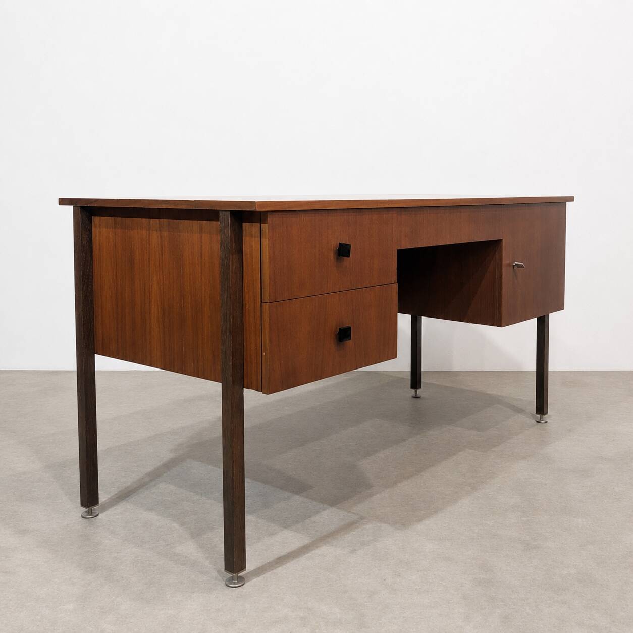 Vintage double-sided desk Combineurop, Belgium 1960s