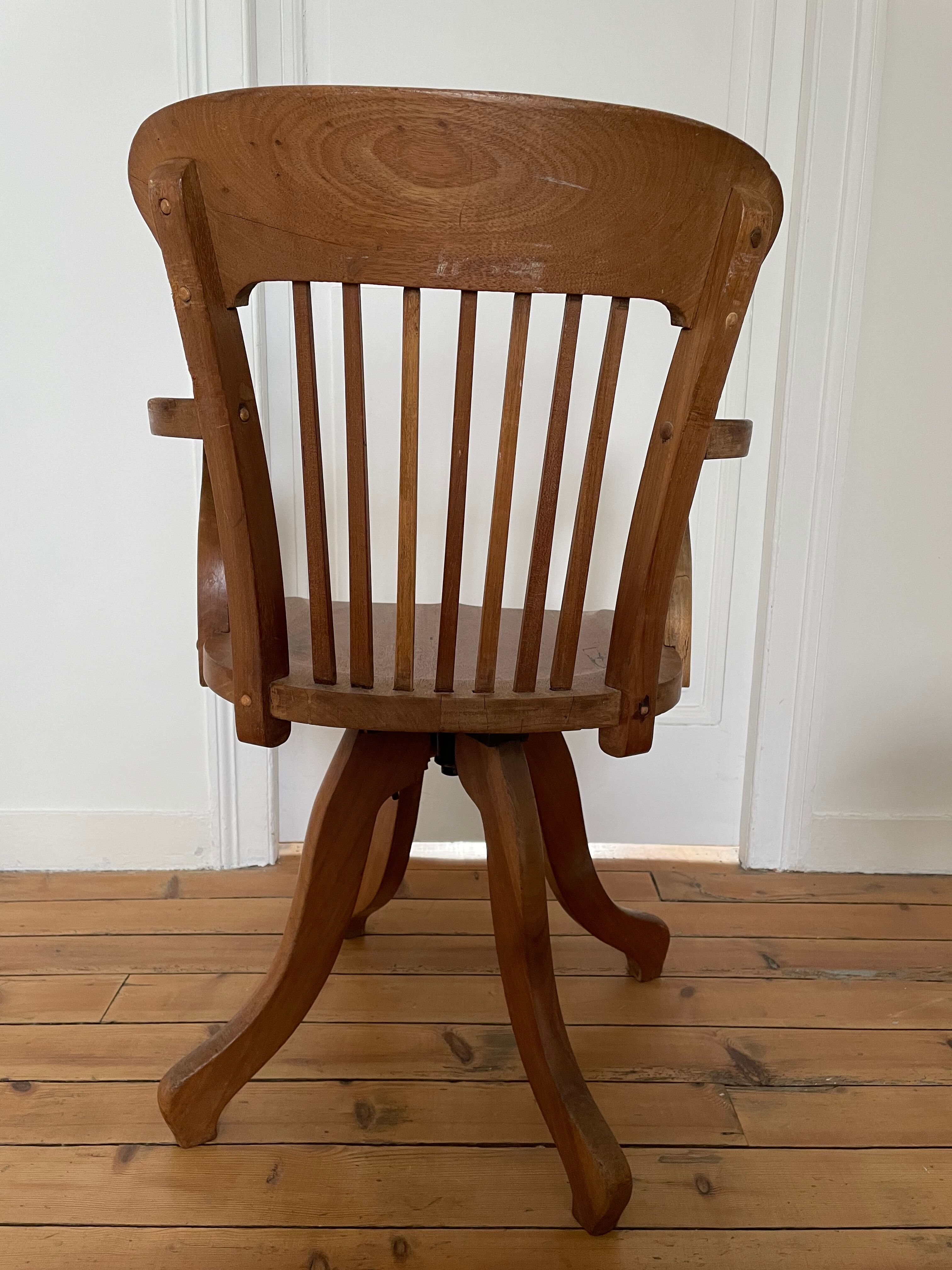 American office chair on 4 feet, 1930s