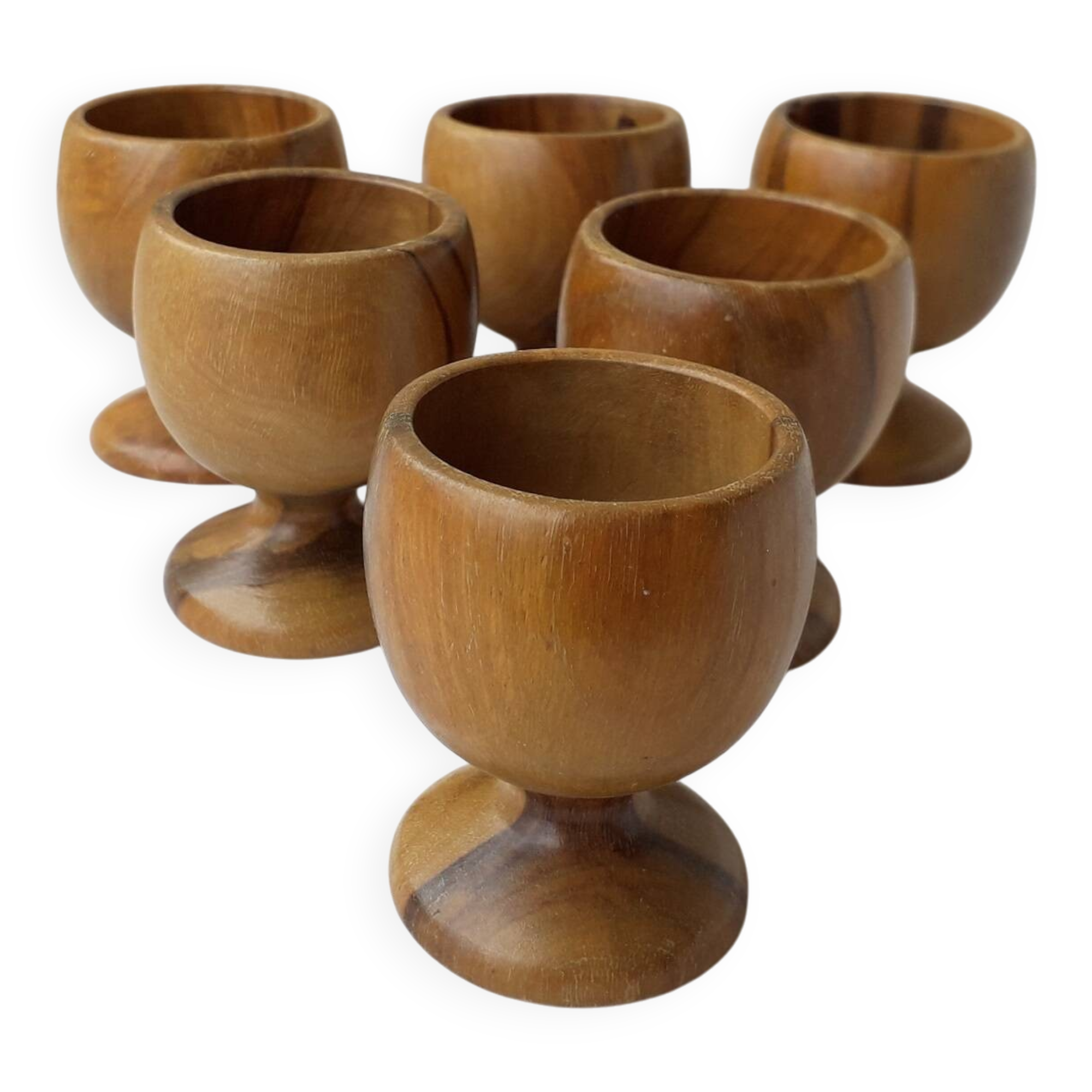 6 wooden egg cups