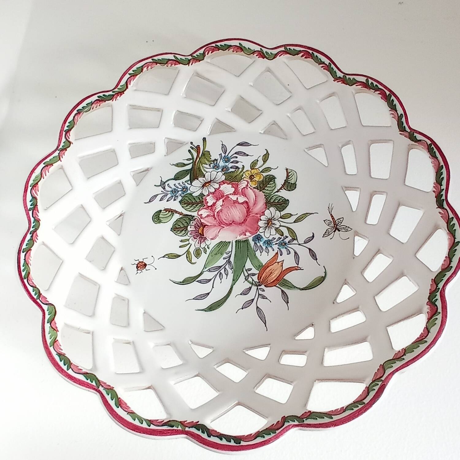 Assiette décorative Moustiers