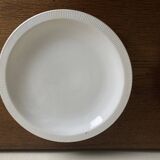 Set of 7 modernist flat plates Lunéville 1930 white earthenware