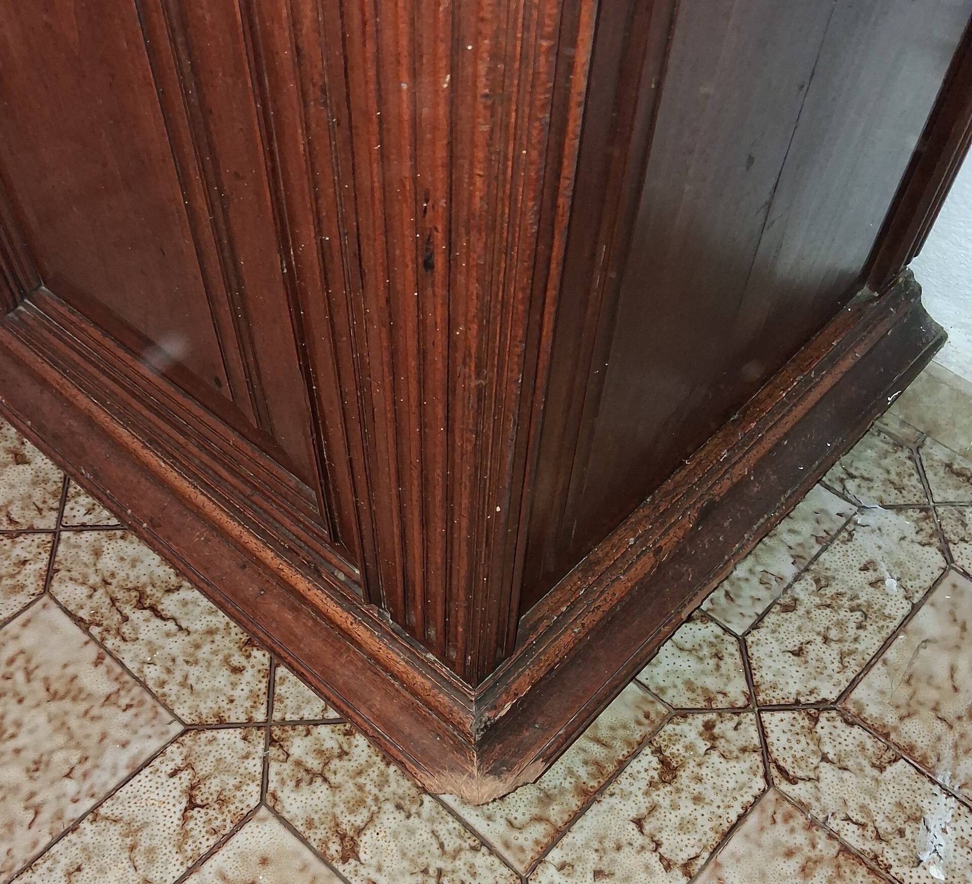 Cabinet - Buffet Deux Corps Renaissance En Noyer, XVIIe