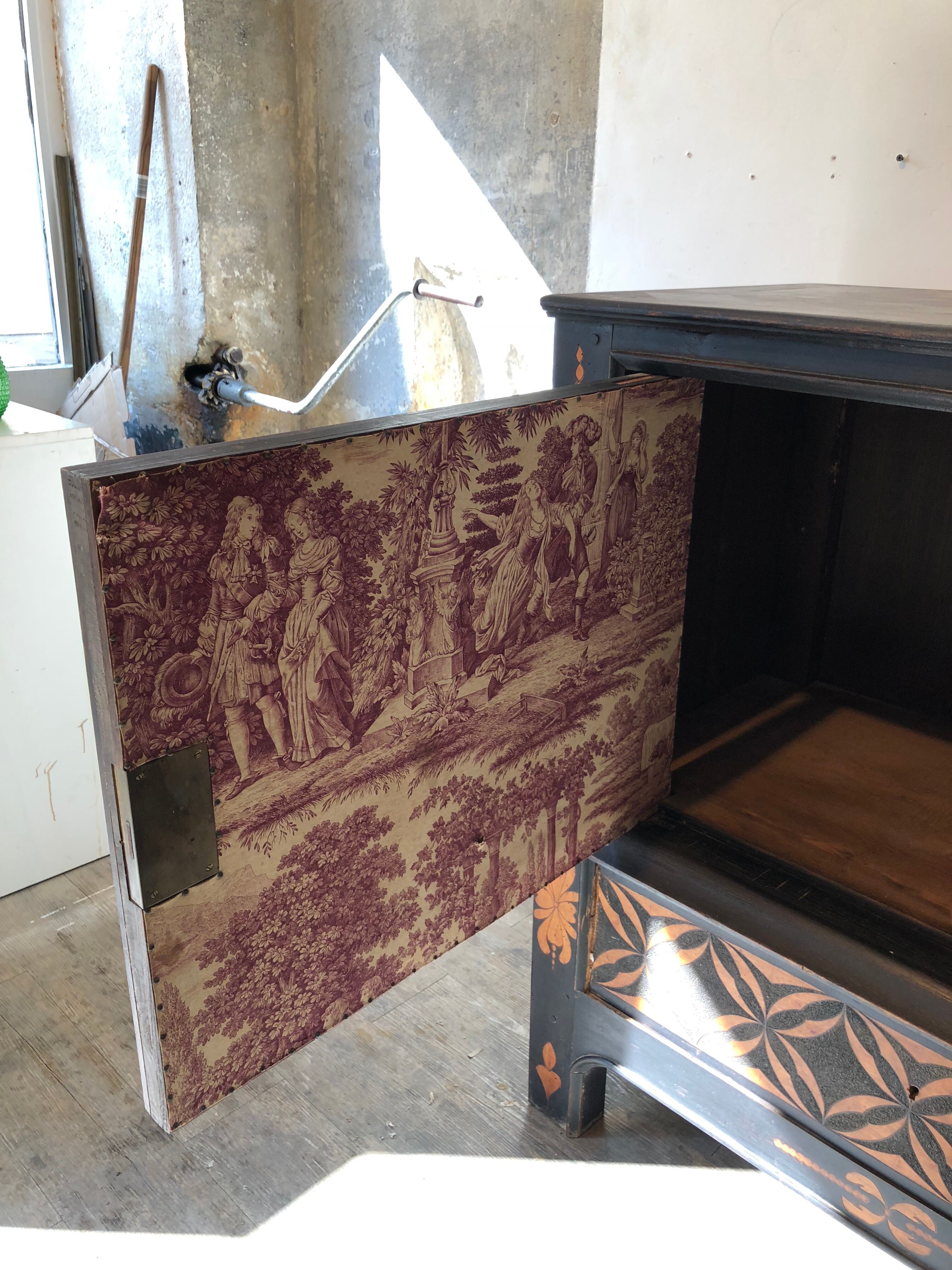 Sideboard the age of beauty