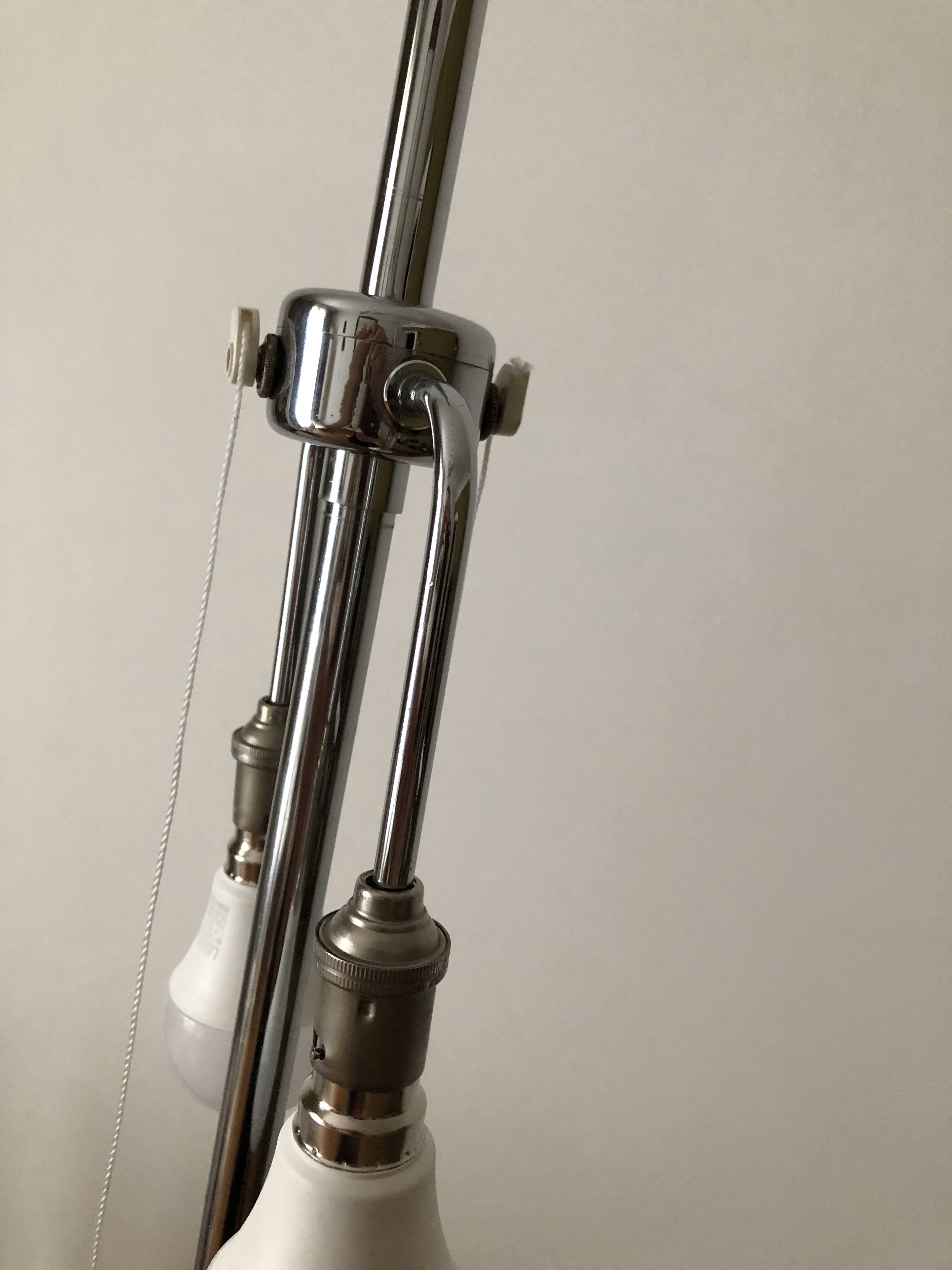 Monix floor lamp, height adjustable in chrome and wood - Paris 1960