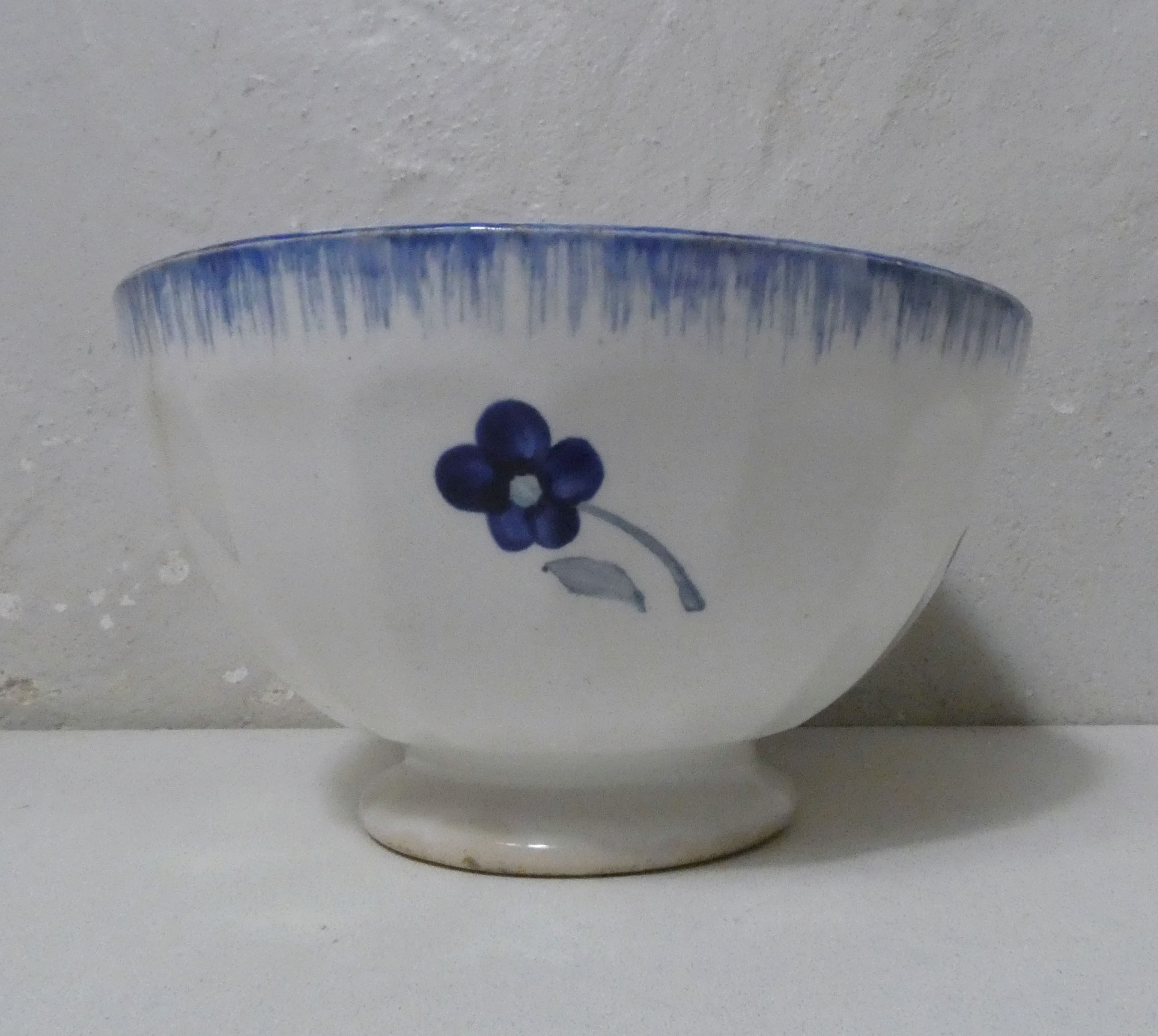 Old bowl digoin marie lou