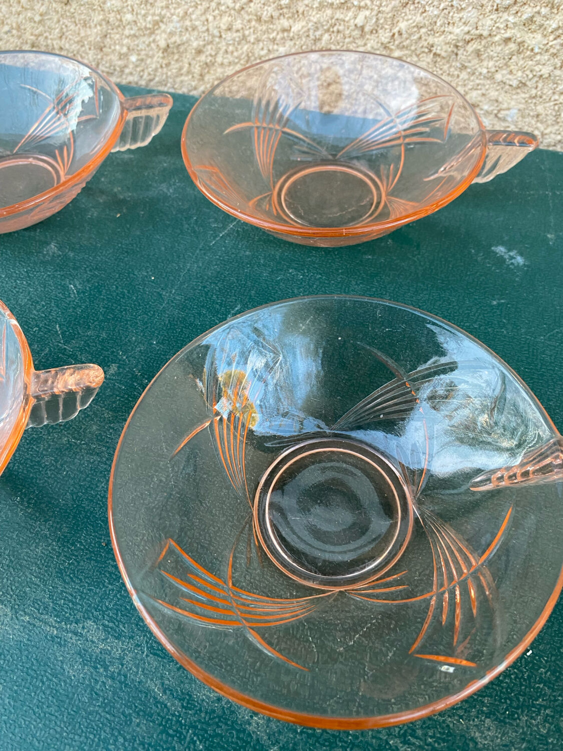 Set of 4 Art Deco cups