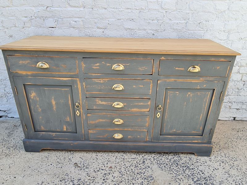 Cabinet bahut seven drawers and two doors patina gray