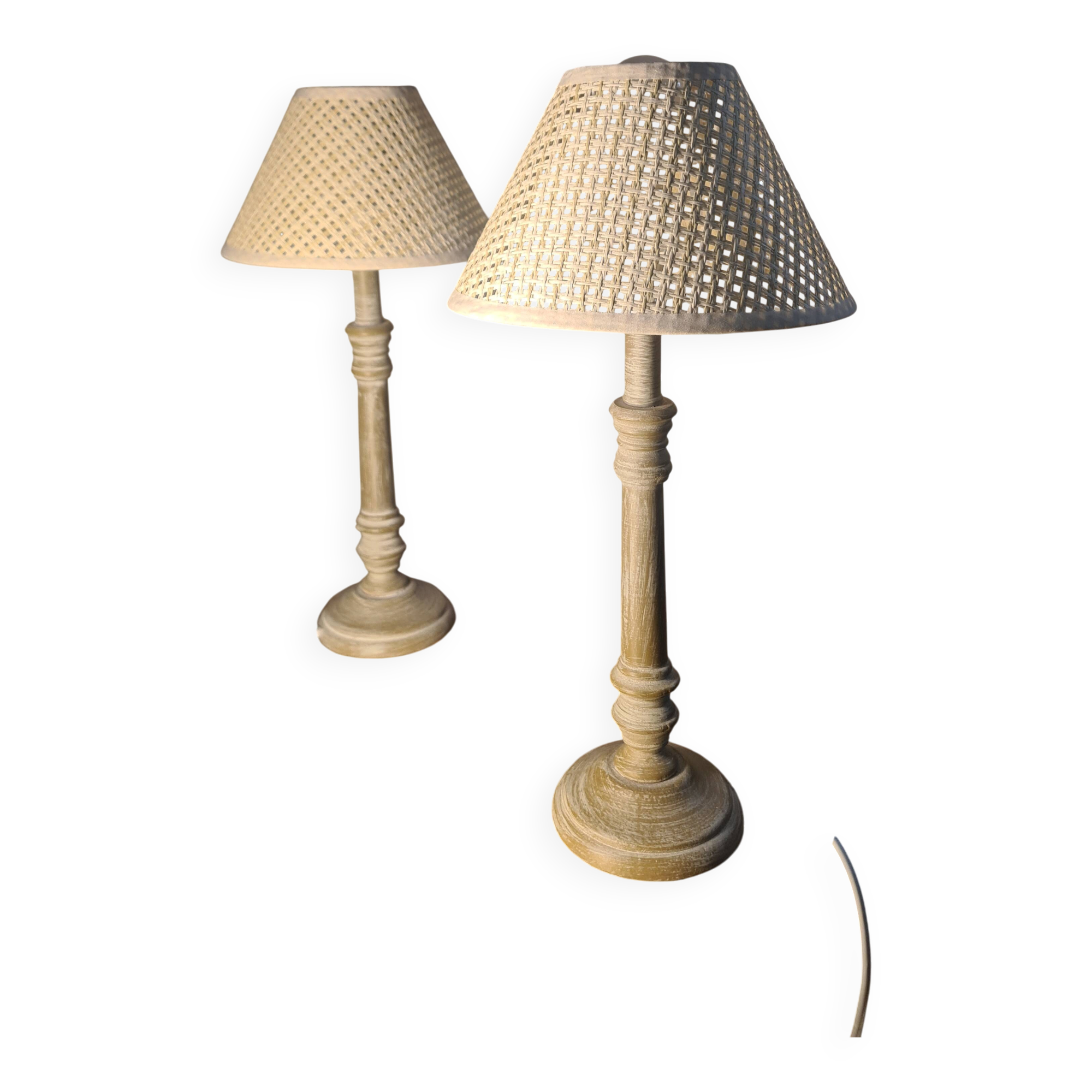 Paire de lampes bois  classic  abat jour osier 44x20 elec ok tres bon etat