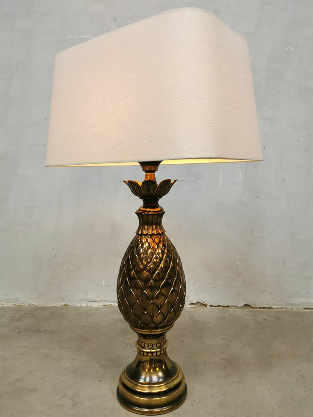 Lampe de table ananas vintage français laiton