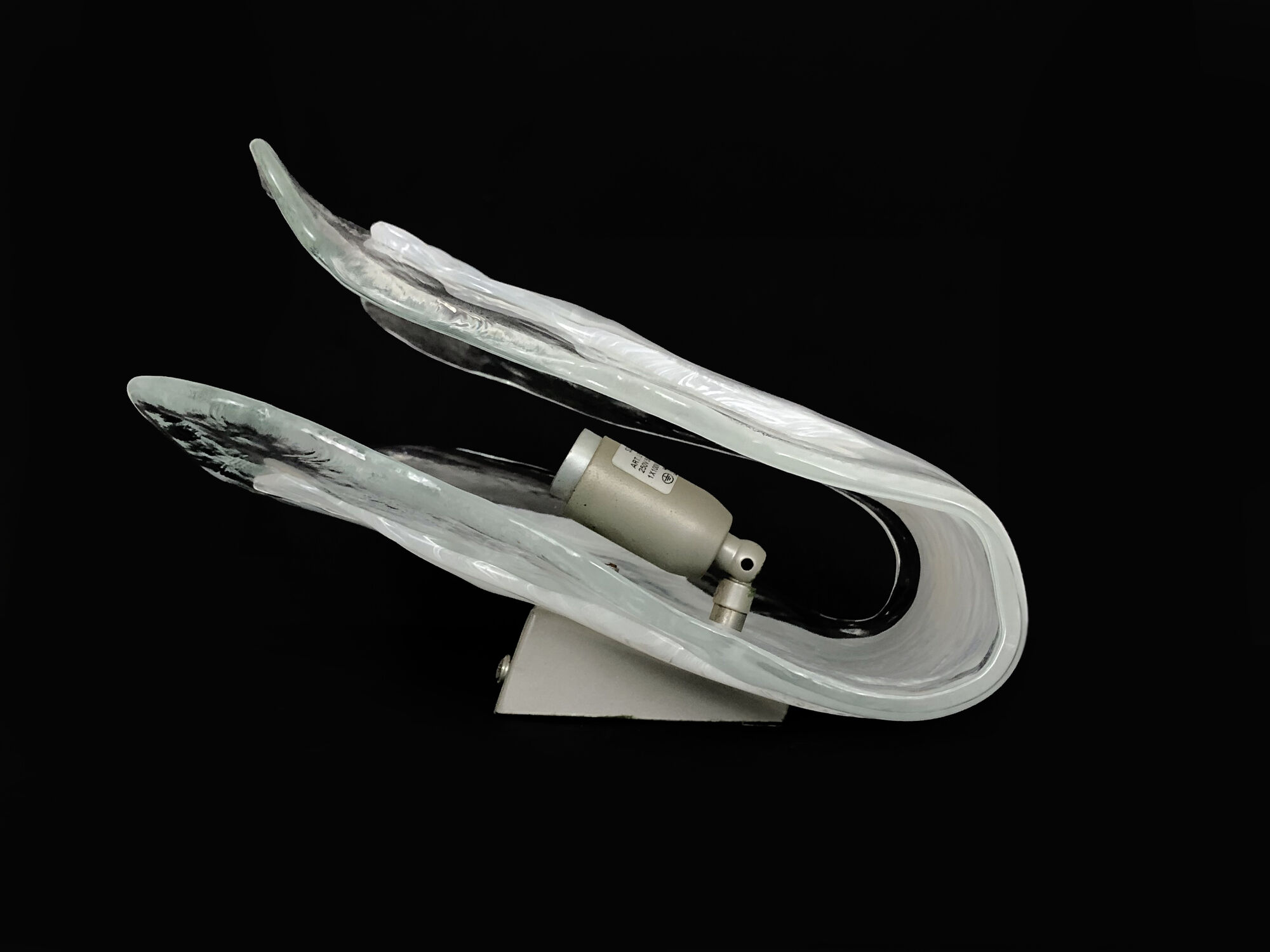 Pair of Murano Sil Lux wall sconces in alabaster glass and aluminum