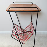 Scoubidou magazines rack
