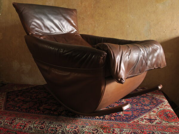 fauteuil À Bascule En cuir Patiné De Sede, Suisse Années 1970