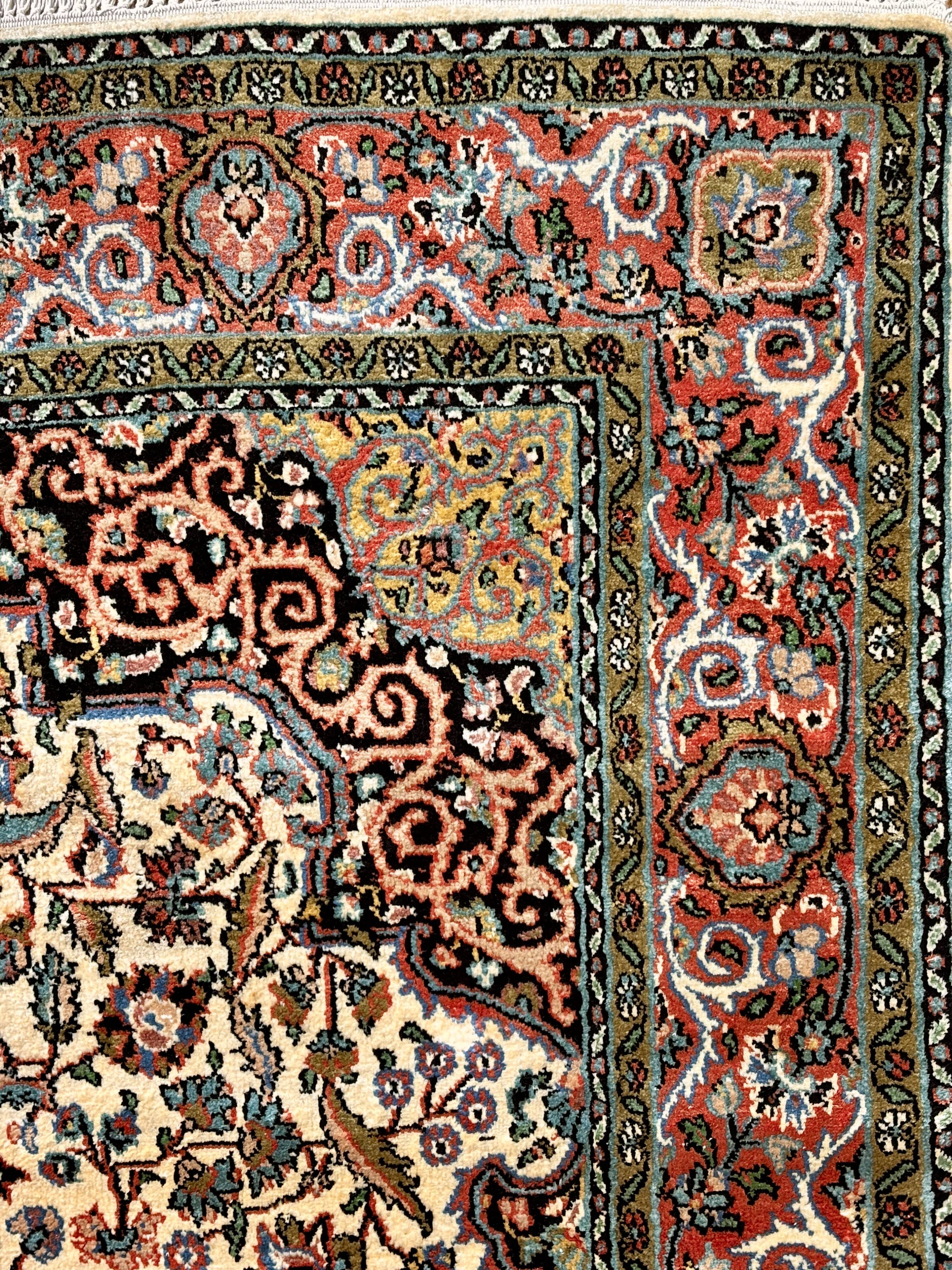 Antique Persian carpet handmade – wool – excellent condition
