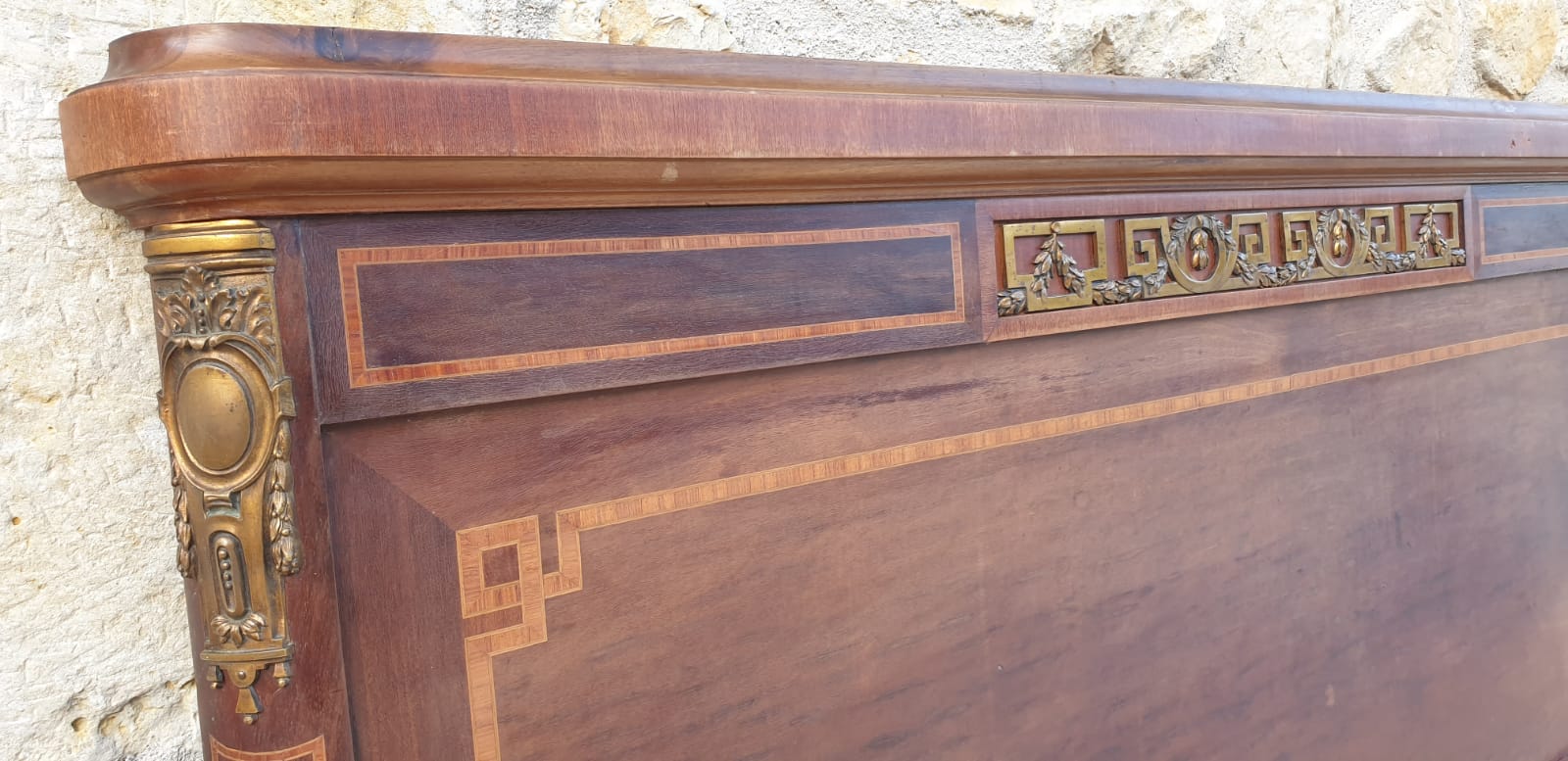 Old wooden bed 140 headboard