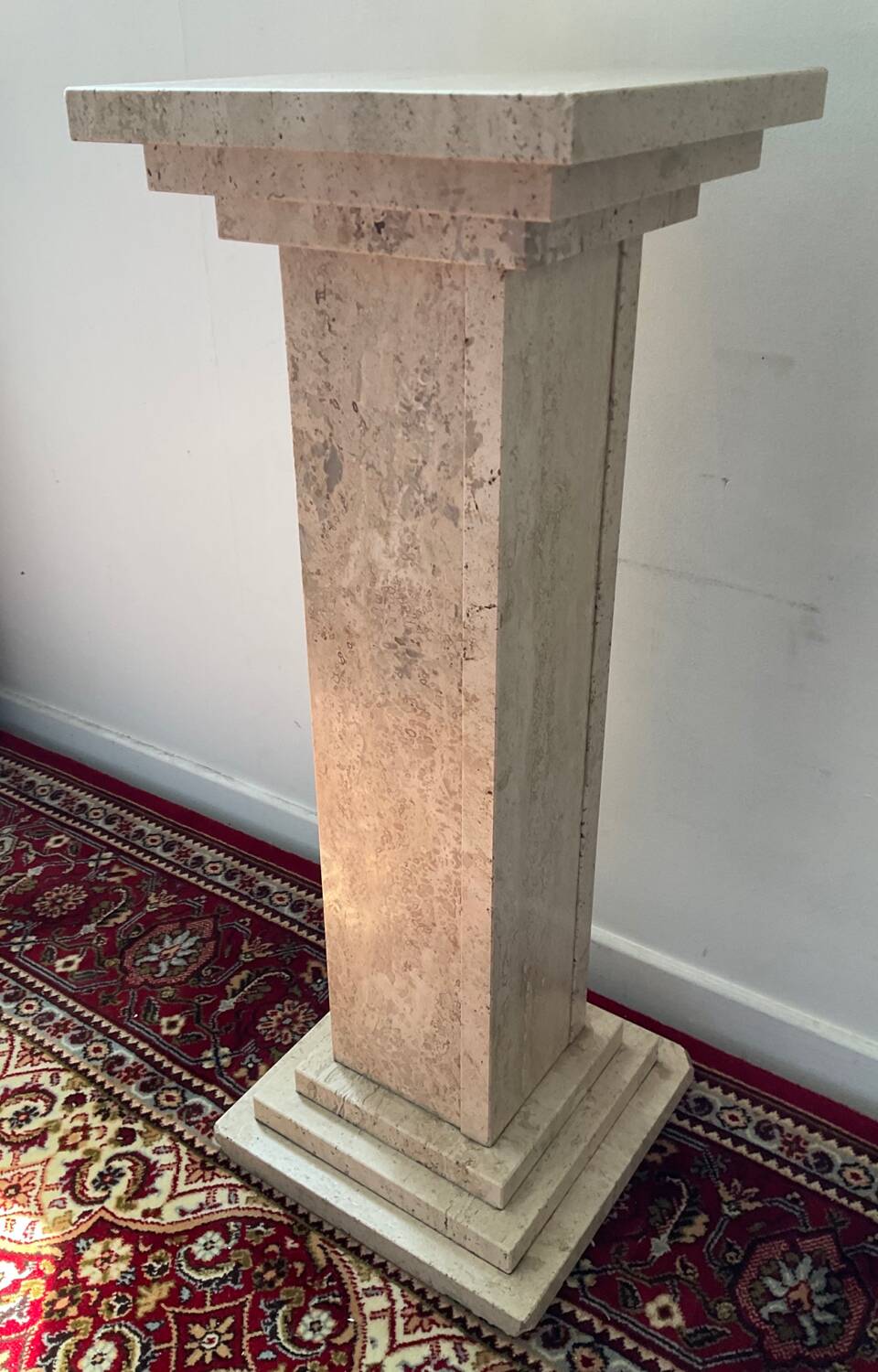 Vintage travertine harness