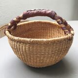 Small wicker basket