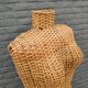 Mannequin  buste vintage en osier  et bambou