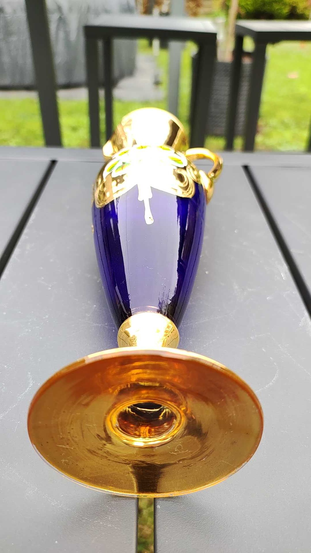Trefuochi Murano vase in blown glass, floral pattern in relief