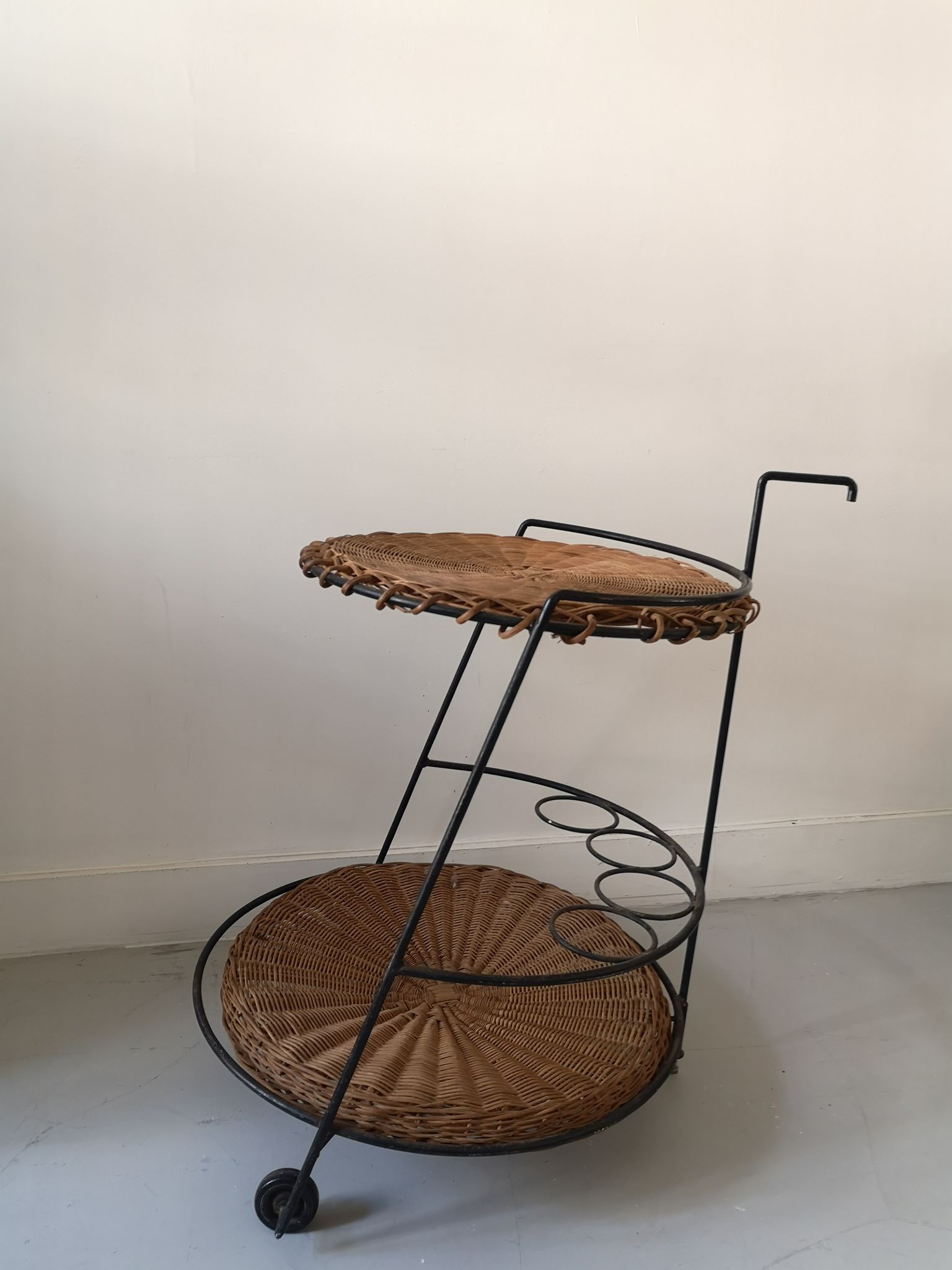 Desserte bar osier à italienne 1960