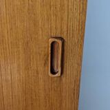 Armoire vintage