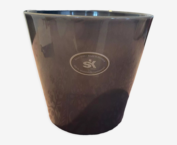 Cache pot