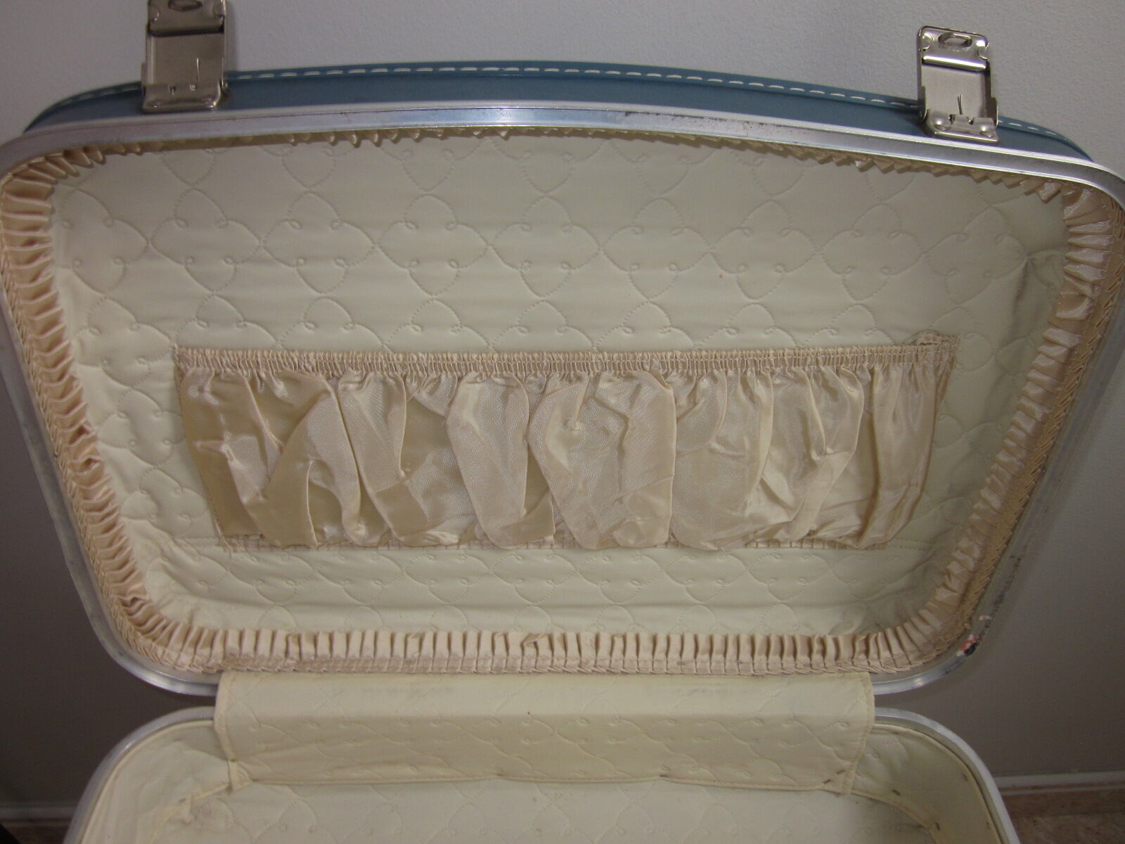 Vintage suitcase air hostess