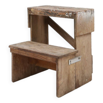 Industrial small stepladder in wood with old layers of paint, Belgium ca. 1920