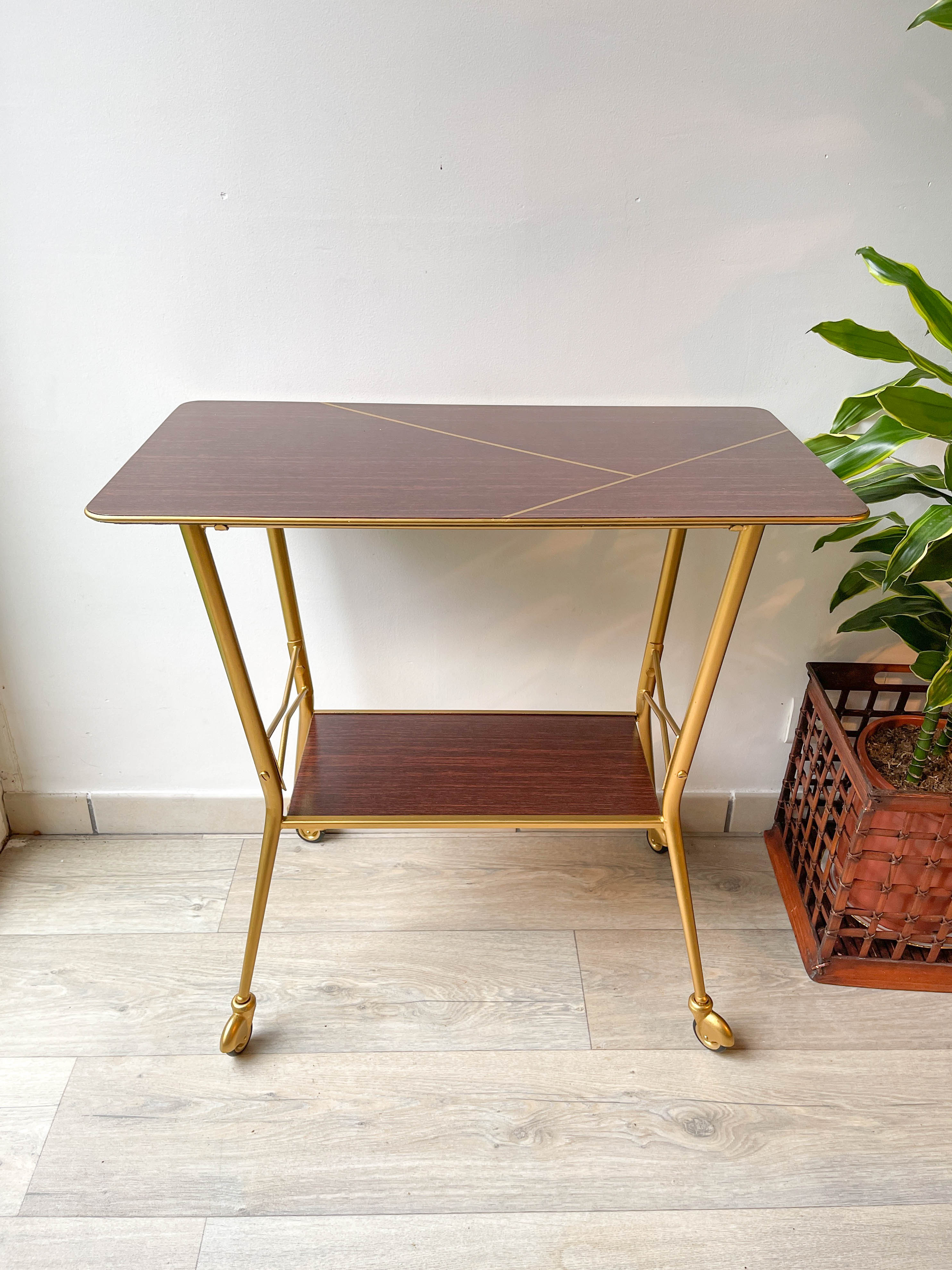 Vintage 60s trolley in revamped formica