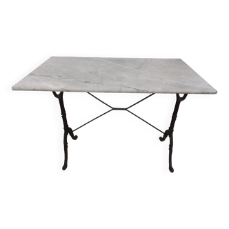 Bistro table