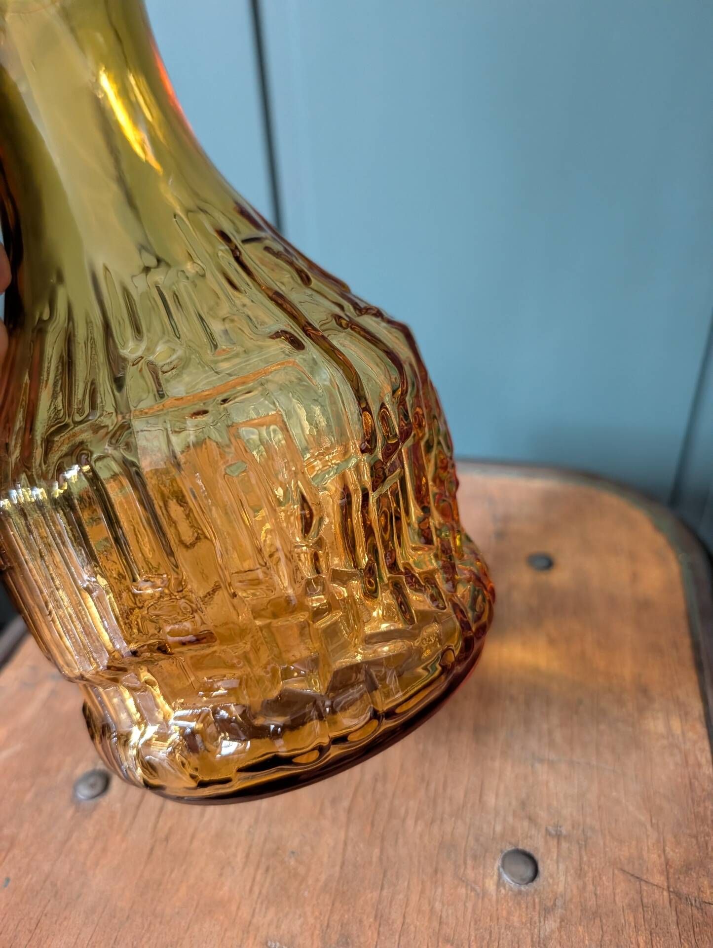 Amber glass carafe with geometric design – 1960s/70s