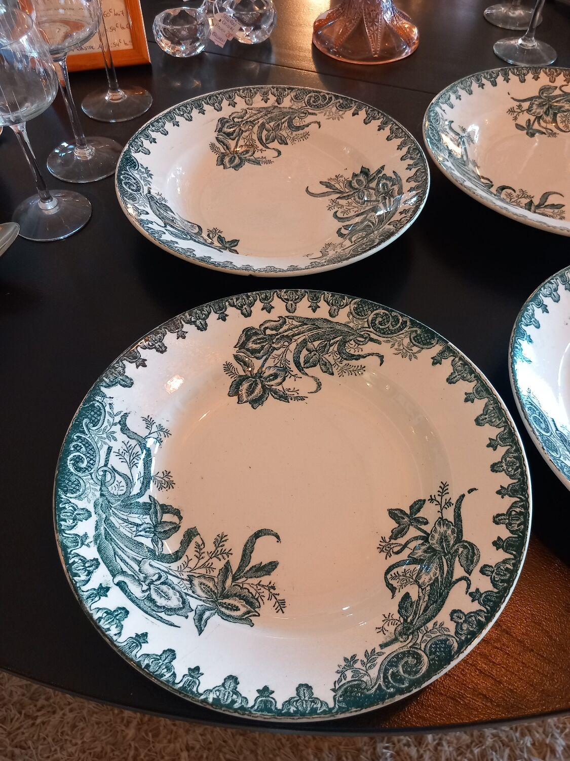 4 iron earth soup plates. Iris model.