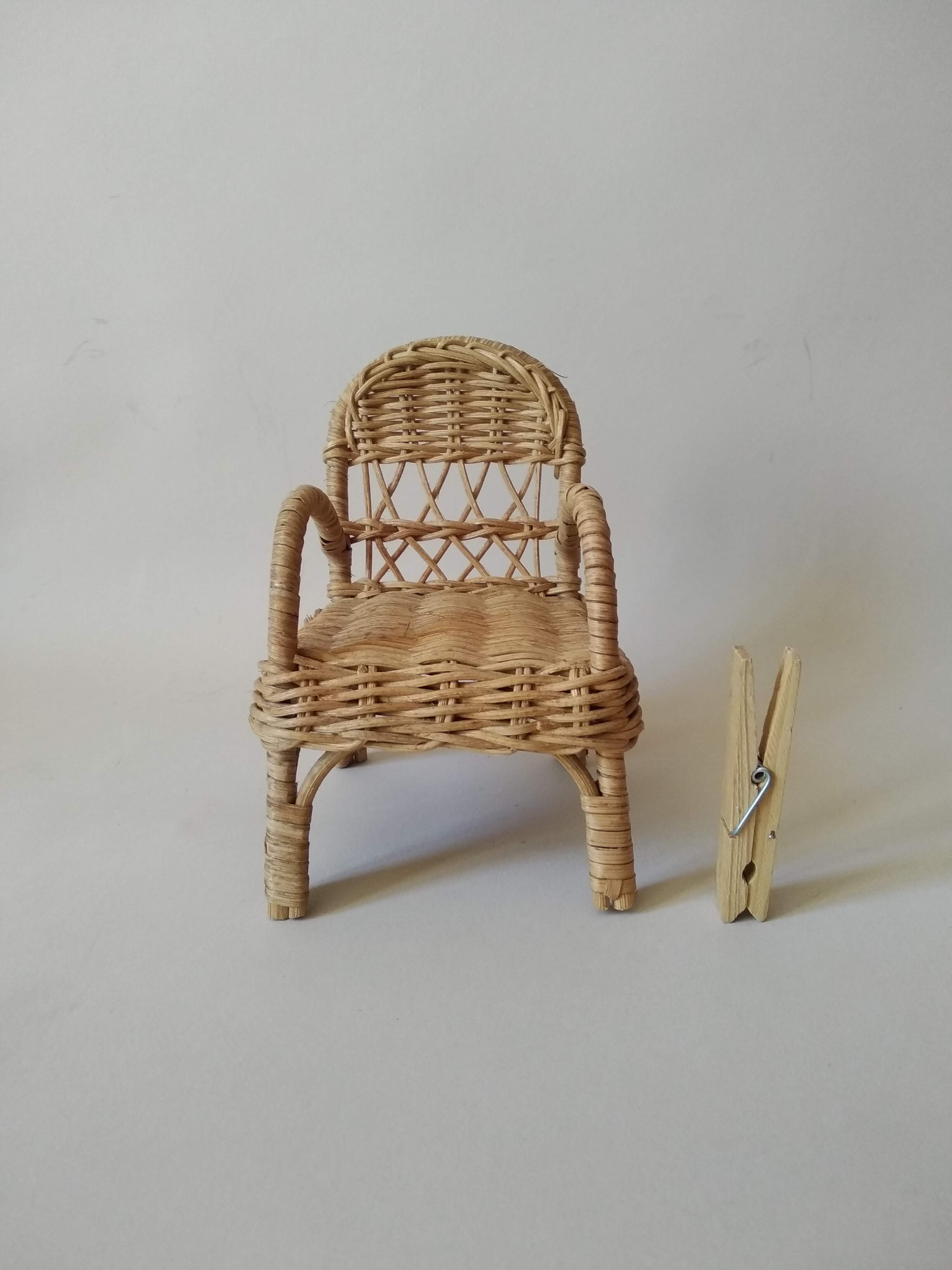 Garden furniture in miniature rattan for doll or decoration