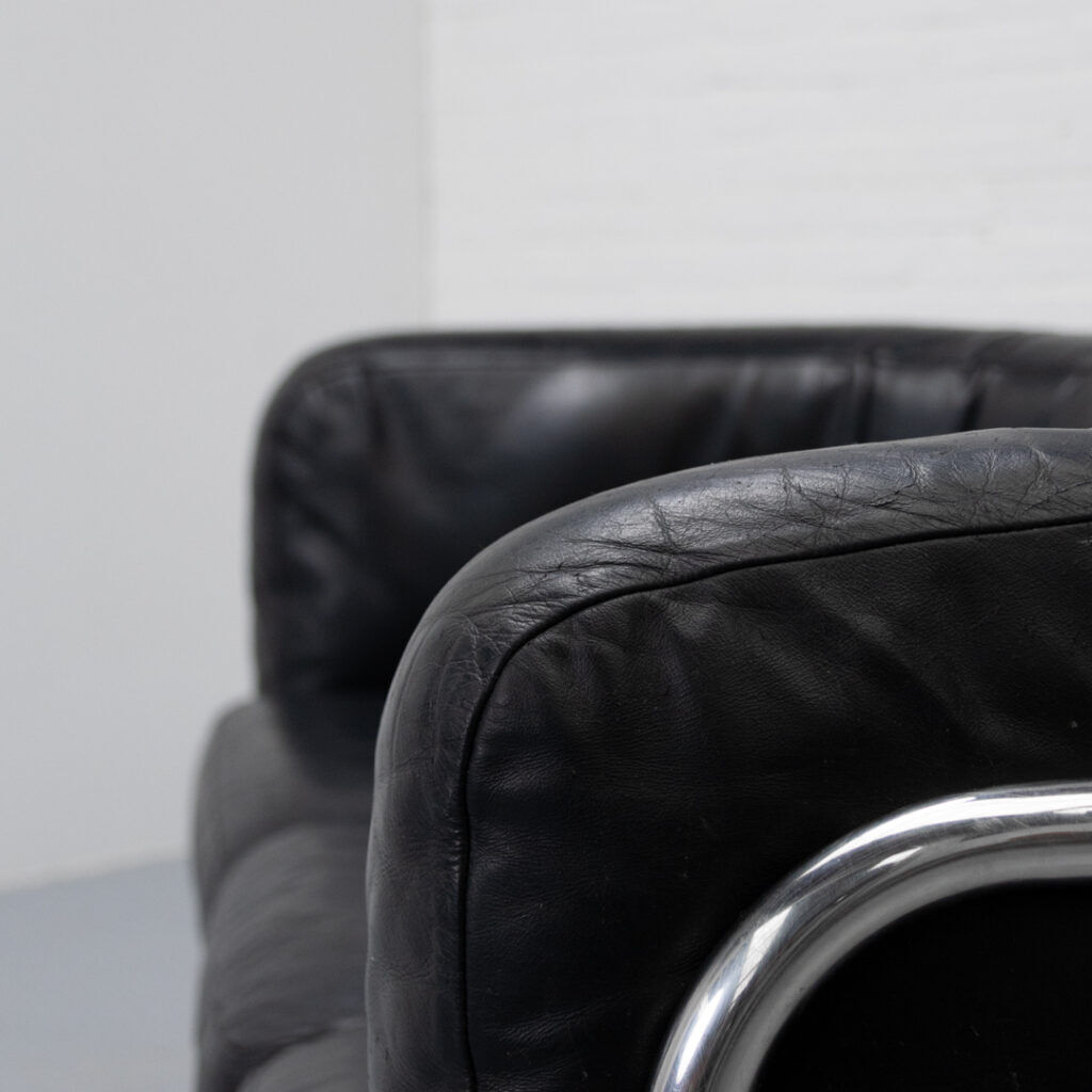 Zanotta Onda Three-seater sofa by De Pas, D’Urbino & Lomazzi