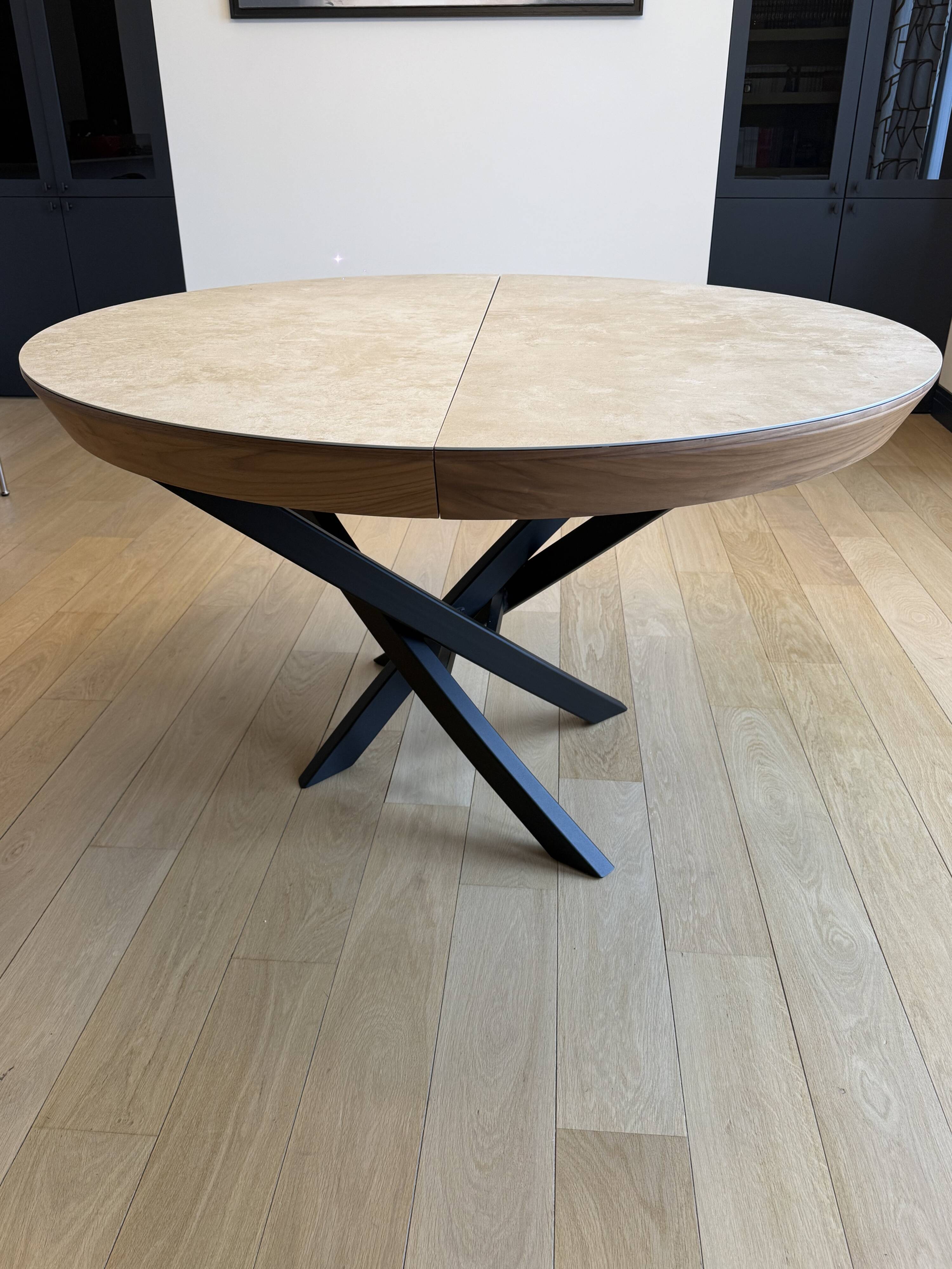 Table ronde extensible