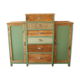 Seasonal dresser
