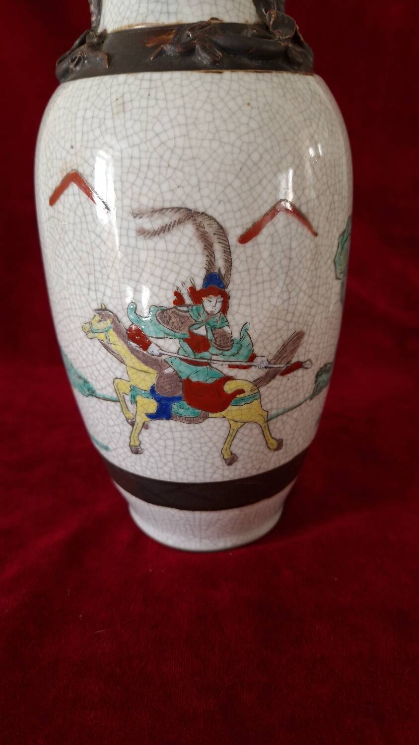 Chinese Nanking vase