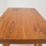 Table d'appoint du milieu du siècle de Drevopodnik Holesov, années 1960.