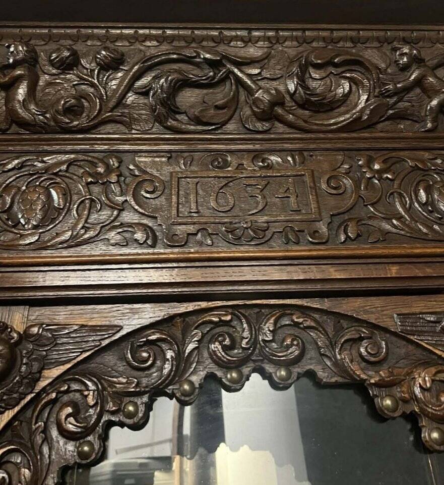 Grand buffet deux-corps style renaissance richement sculpté – « anno 1634 »