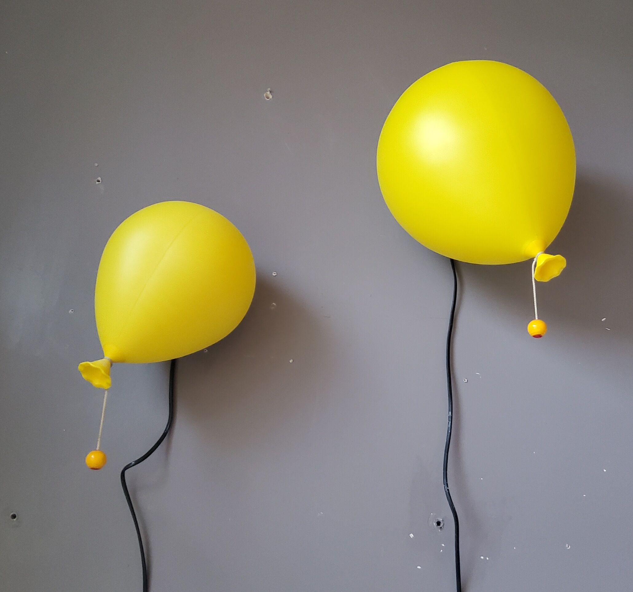 Lampes ballon, Bilumen par Yves Chritin, Italie