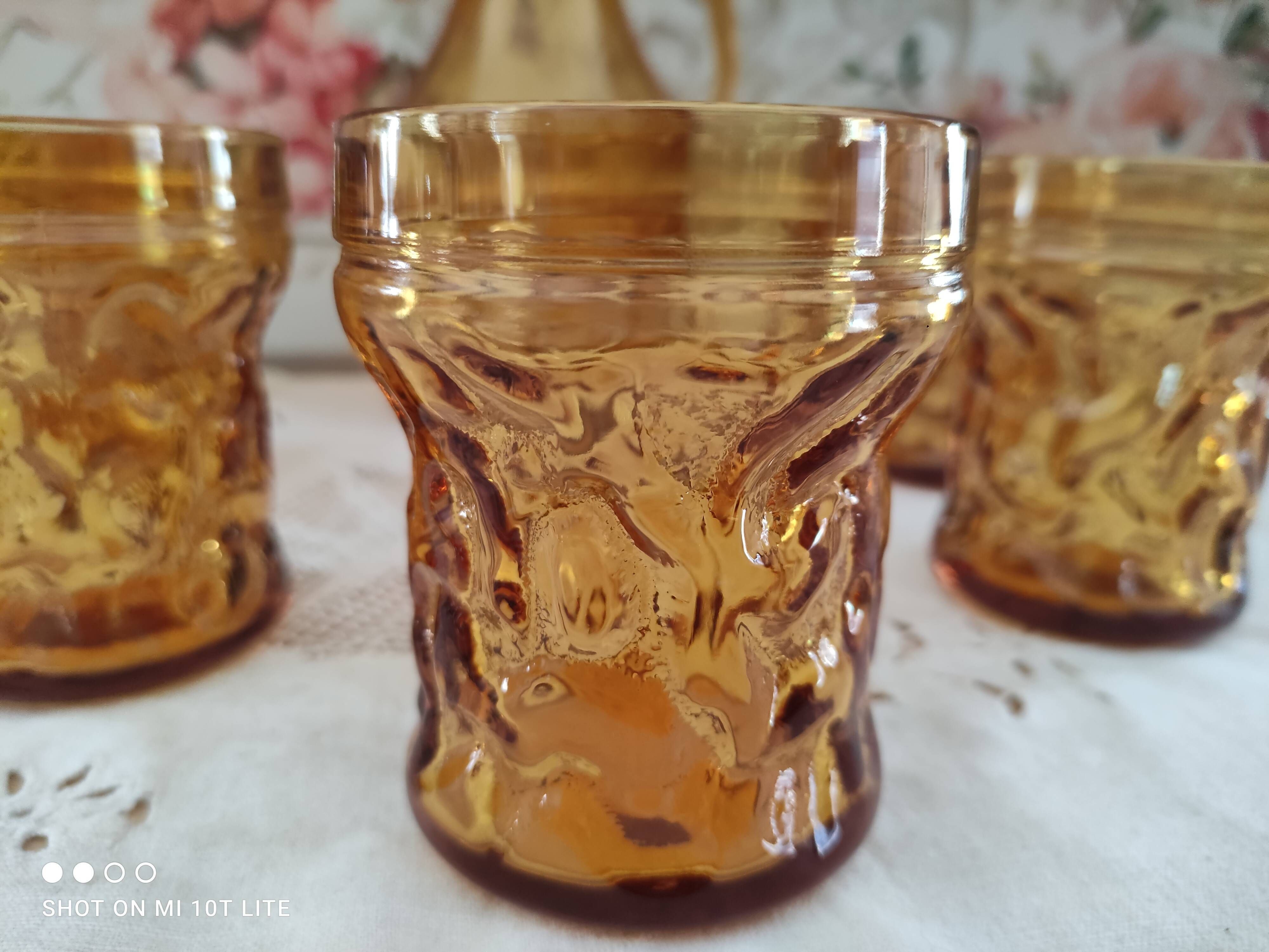 Vintage Italian orangeade or lemonade service 8 pieces 7 people textured amber glass