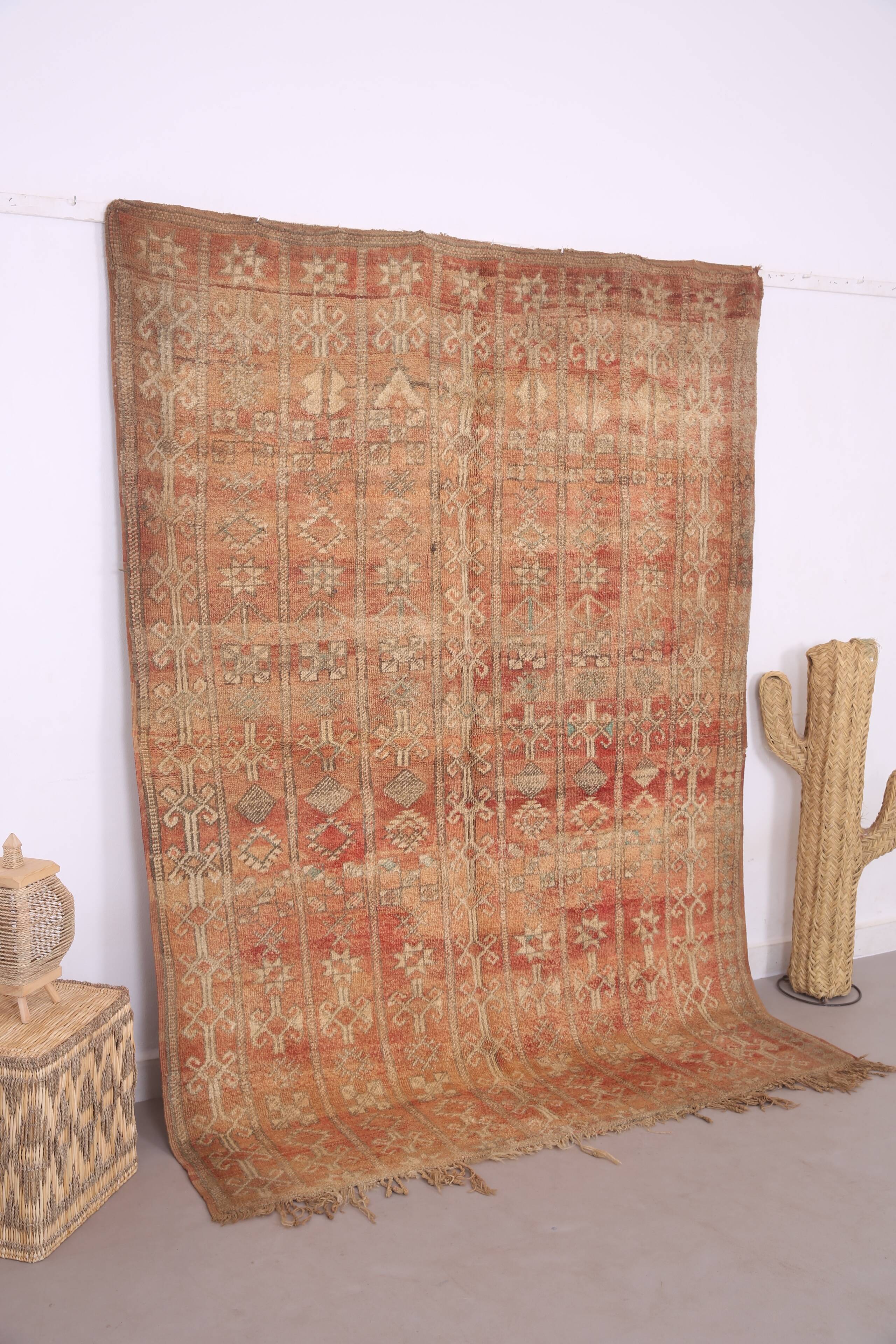 Vintage Moroccan Rug 177 x 242 cm- Authentic berber rug - Wool Rug Handmade
