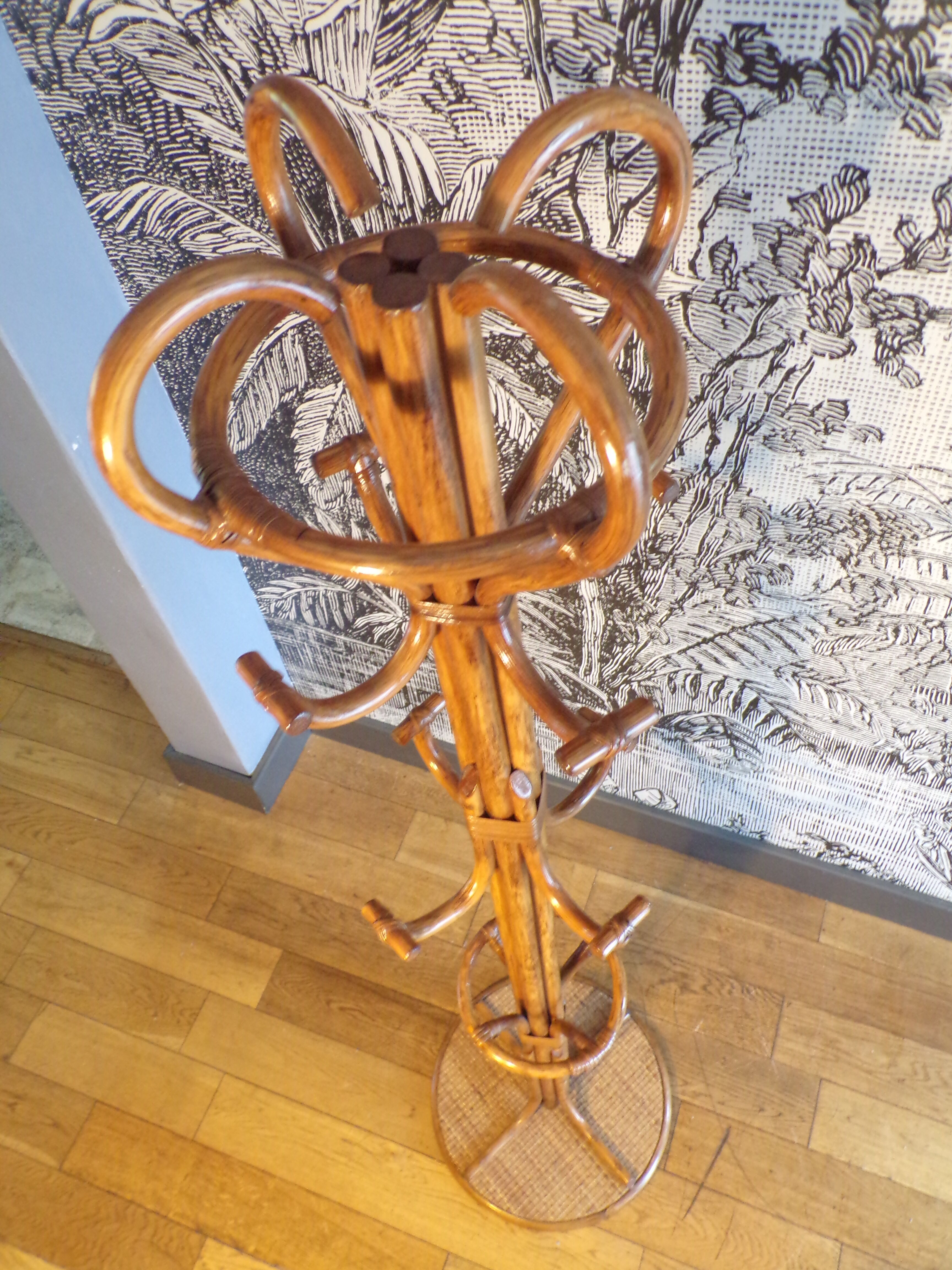 Rattan parrot coat rack