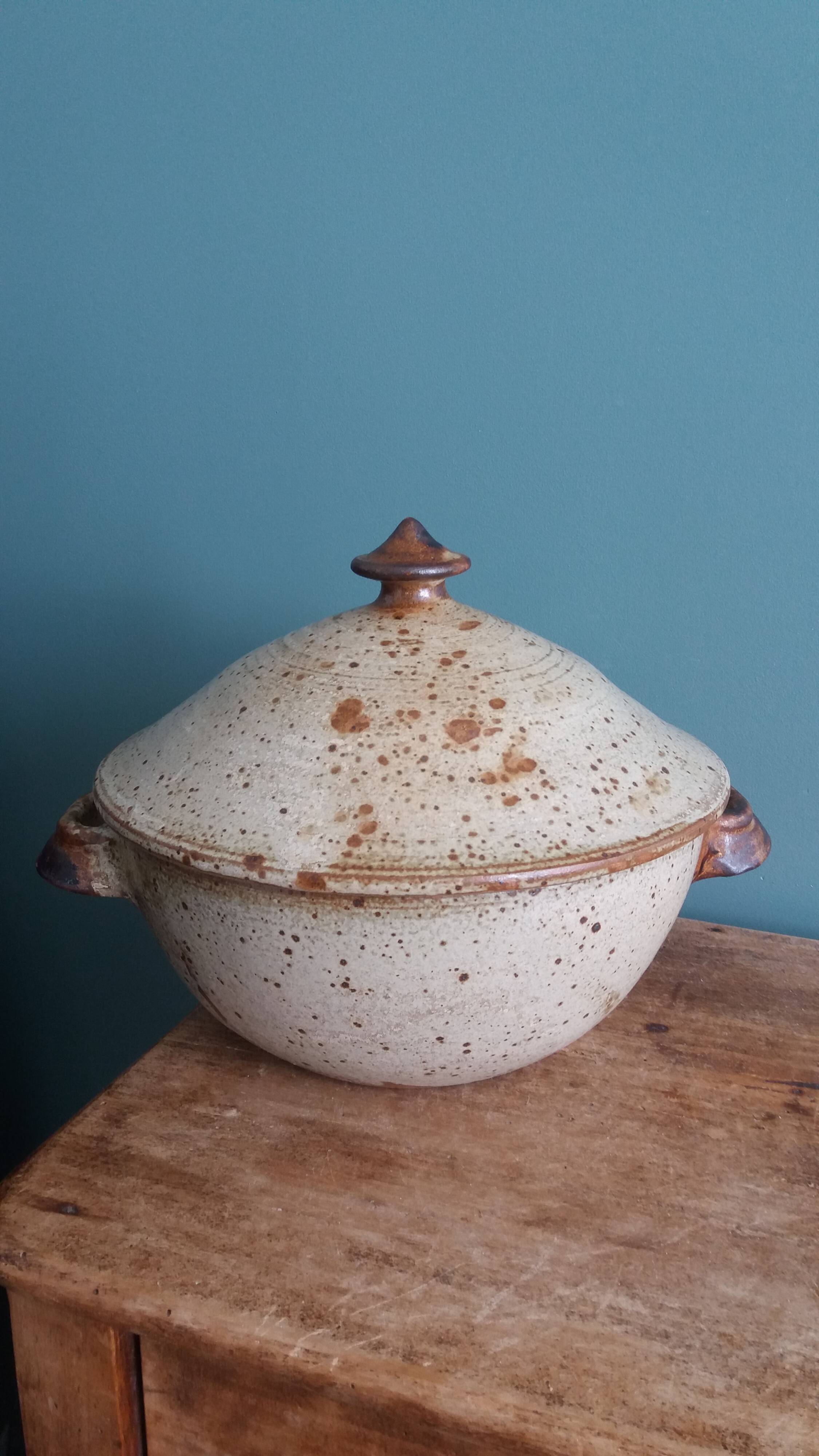 Soup tureen, vegetable dish in Puisaye stoneware signed by Jean-Pierre Prud’homme.